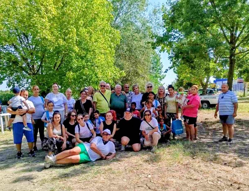 Το «Κινητό Σχολείο -Mobile School» για πρώτη φορά στον καταυλισμό Ρομά στον  Δήμο Ηρωικής Πόλης Νάουσας